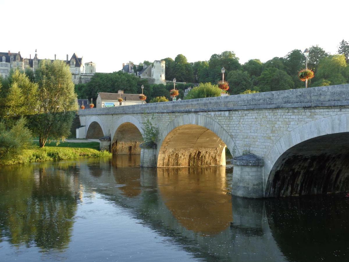 La Chaussee Des Ponts 谢尔河畔努瓦耶 外观 照片